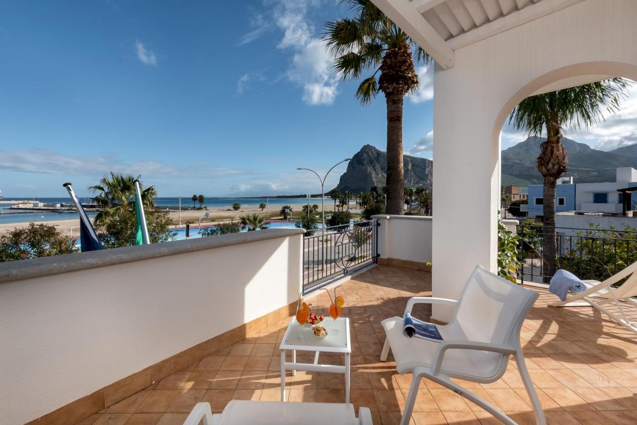 Hotel Ristorante Mediterraneo Faro San Vito Lo Capo Dış mekan fotoğraf