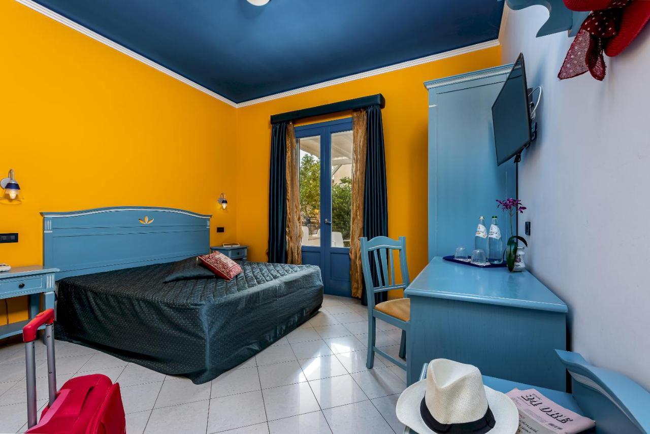 Hotel Ristorante Mediterraneo Faro San Vito Lo Capo Dış mekan fotoğraf