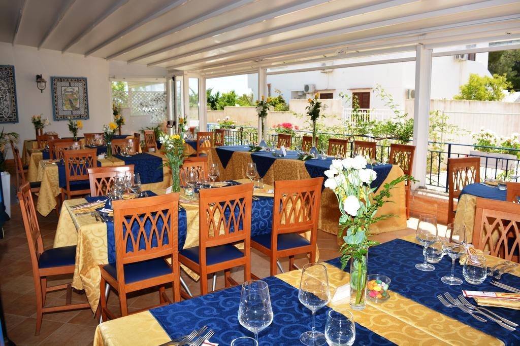 Hotel Ristorante Mediterraneo Faro San Vito Lo Capo Dış mekan fotoğraf