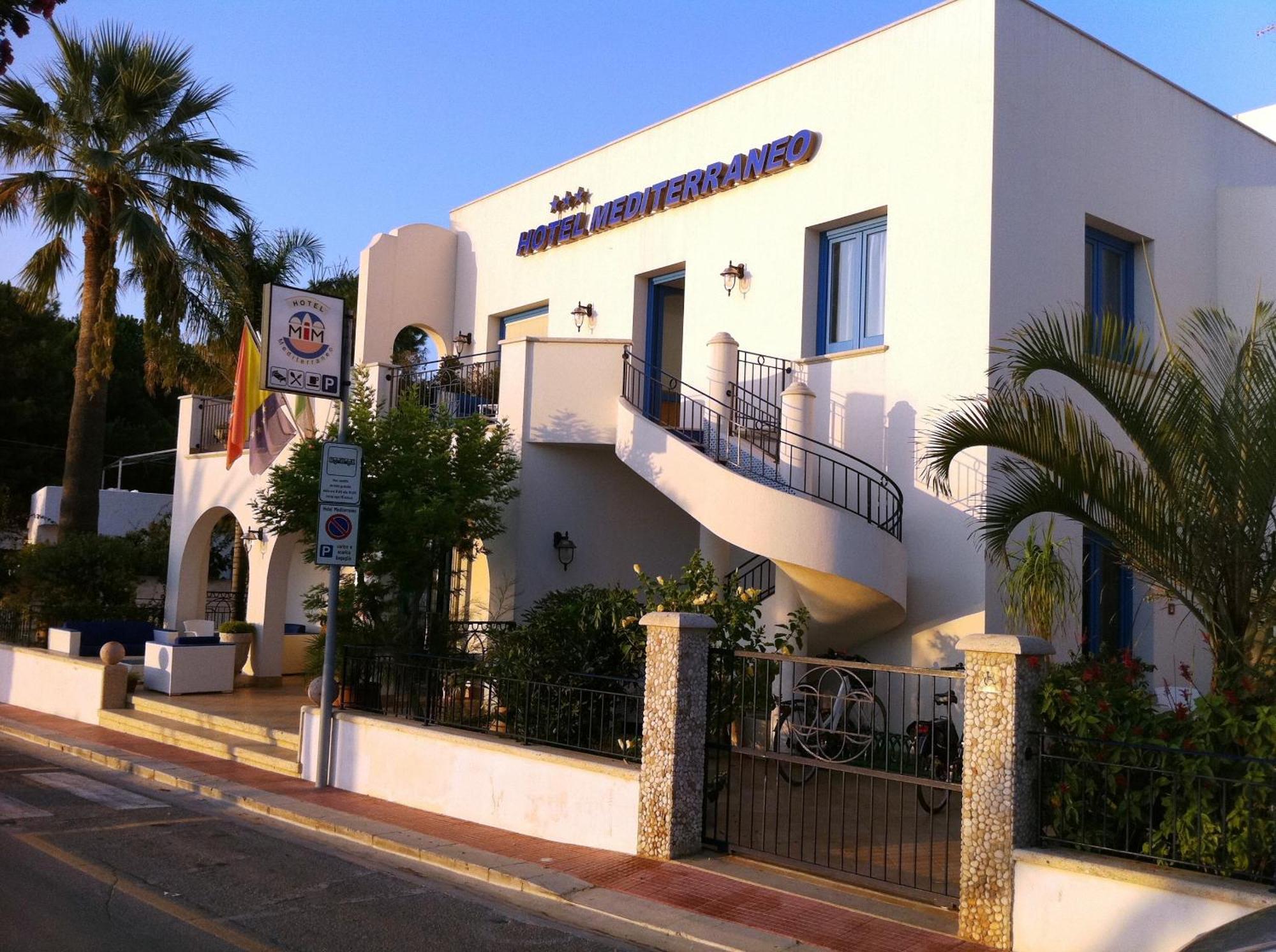 Hotel Ristorante Mediterraneo Faro San Vito Lo Capo Dış mekan fotoğraf