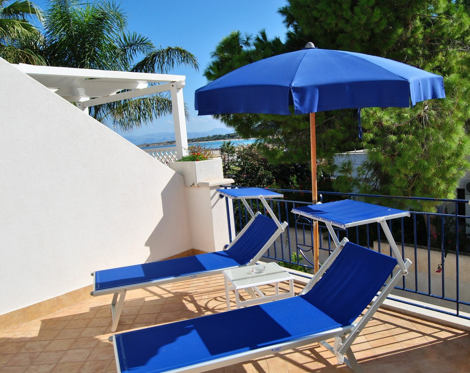 Hotel Ristorante Mediterraneo Faro San Vito Lo Capo Dış mekan fotoğraf